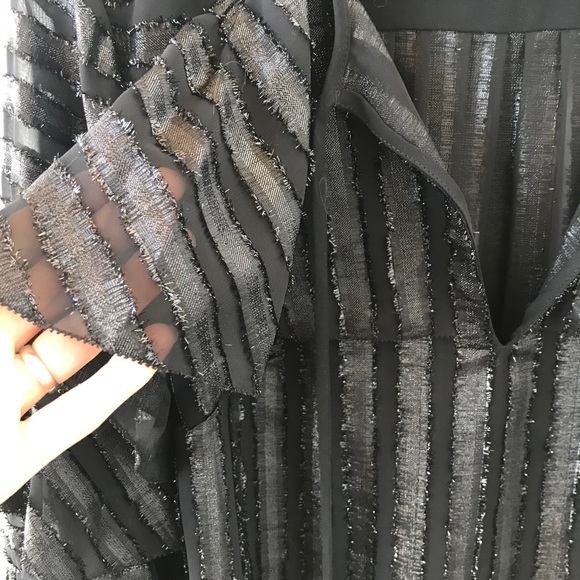 Elie Tahari silk ruffle black metallic shirt - Picture 4 of 10